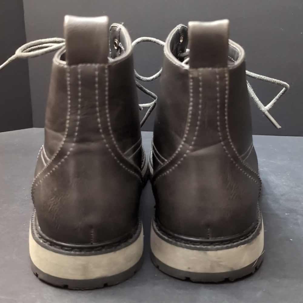 Hawke & Co Men's Gray Sierra Lace -Up Boots Size 9.5. - Picture 5 of 11